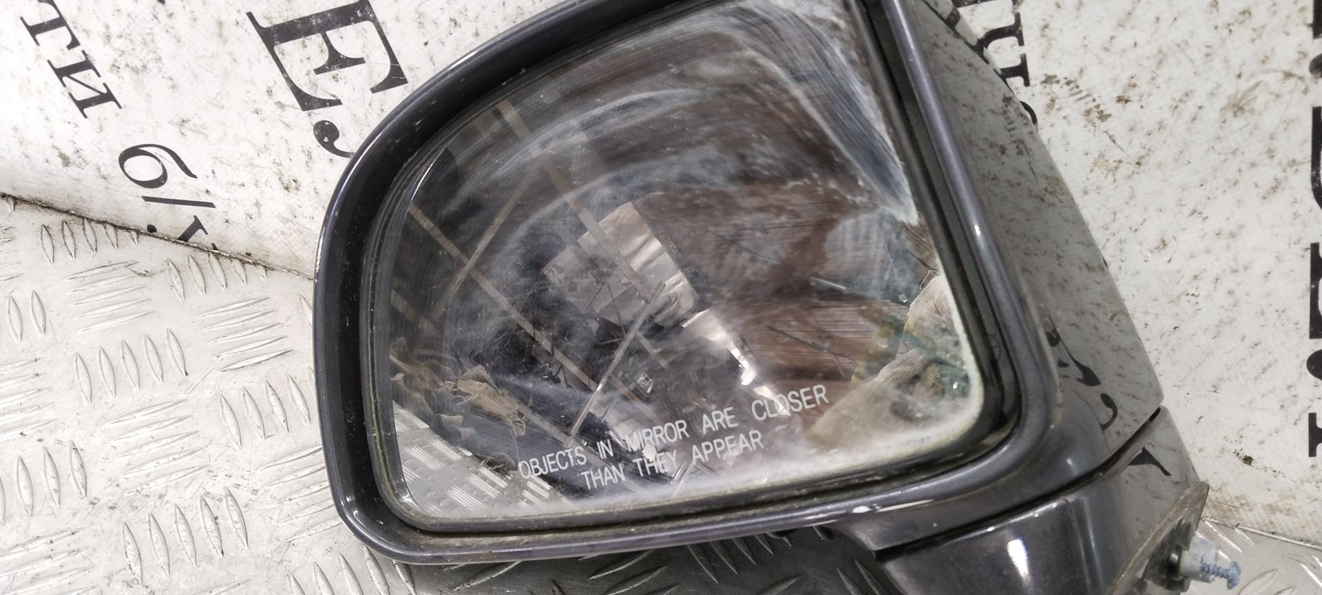 Зеркало боковое левое Kia Carens 1 (RS) купить в России